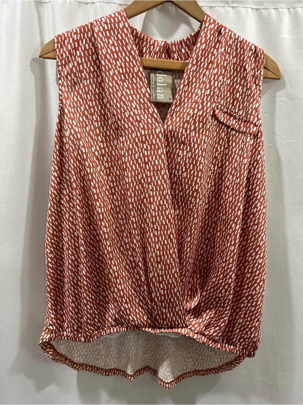 LN Anthropologie Dolan left Coast Collection Pia Rust Dot Print Wrap Top